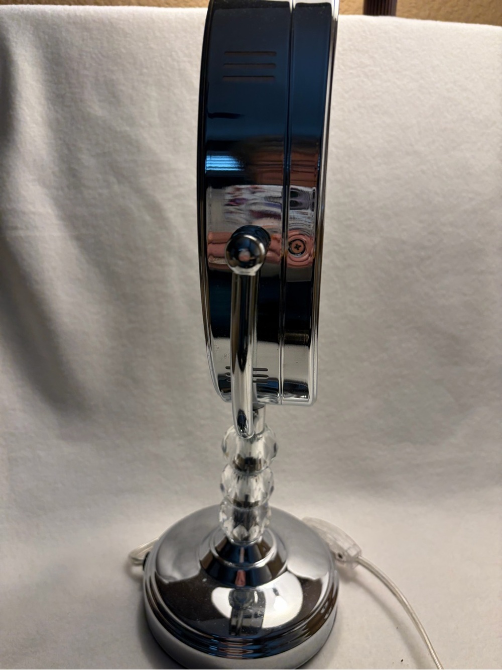 Conair Oval Lighted Vanity Mirror in Silver with Clear Crystal Accents - Picture 2 of 6